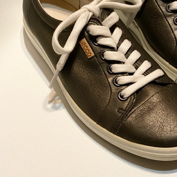 Ecco Soft 7 Sneakers Size 5 Wide Width EUC metallic deep green taupe color - Picture 9 of 14